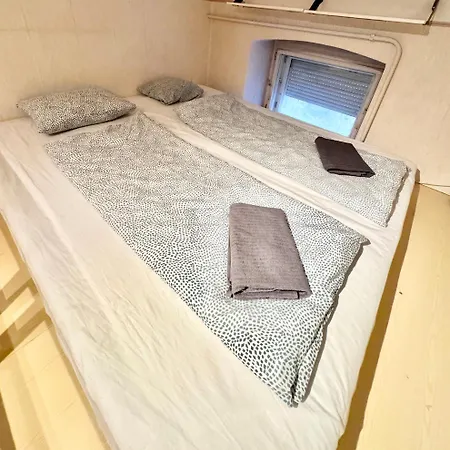 L2 * Budapest