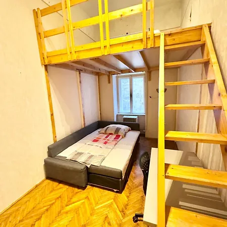 L2 * Budapest